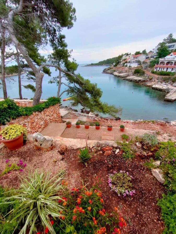 Apartments By The Sea Basina, Hvar - 542 Vrbanj Exterior foto
