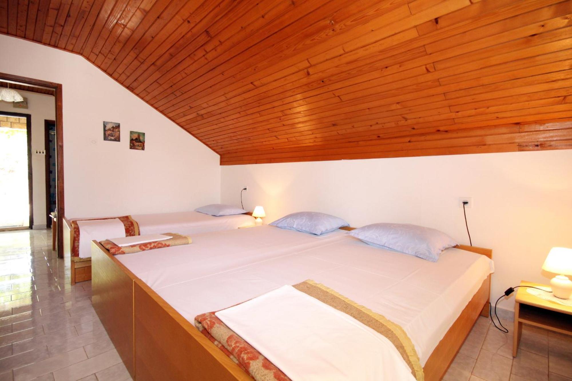 Apartments By The Sea Basina, Hvar - 542 Vrbanj Quarto foto